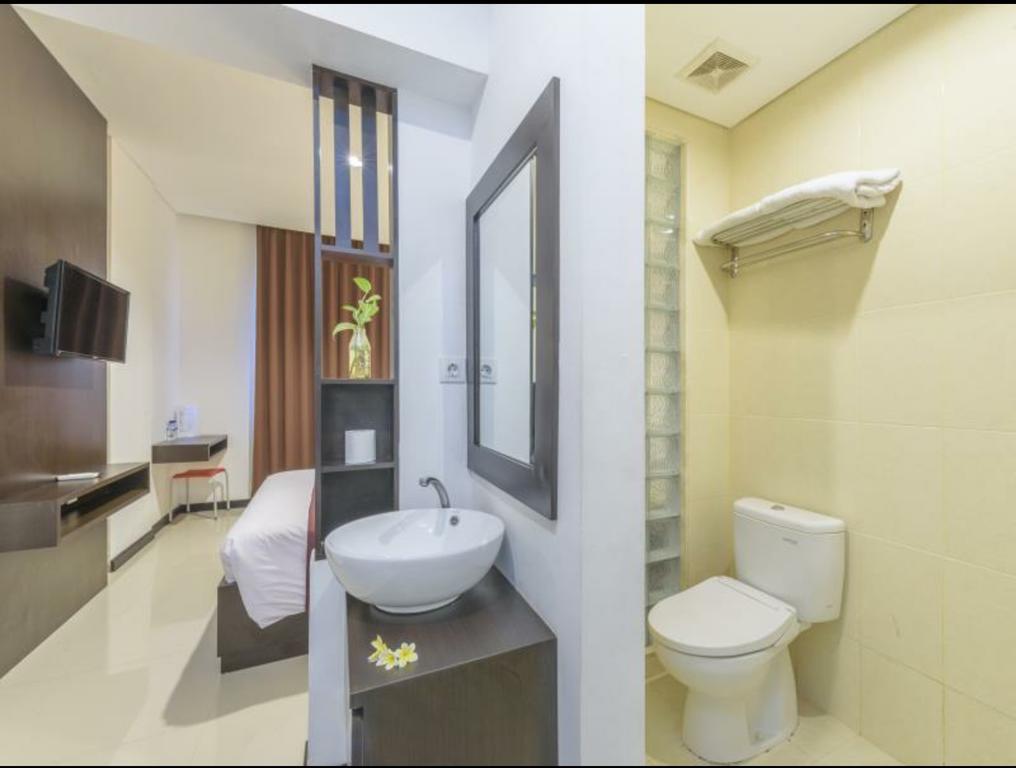 Lowcost Bed & Breakfast Jimbaran Buitenkant foto
