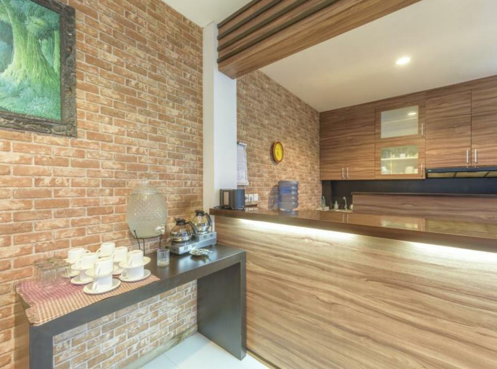 Lowcost Bed & Breakfast Jimbaran Buitenkant foto