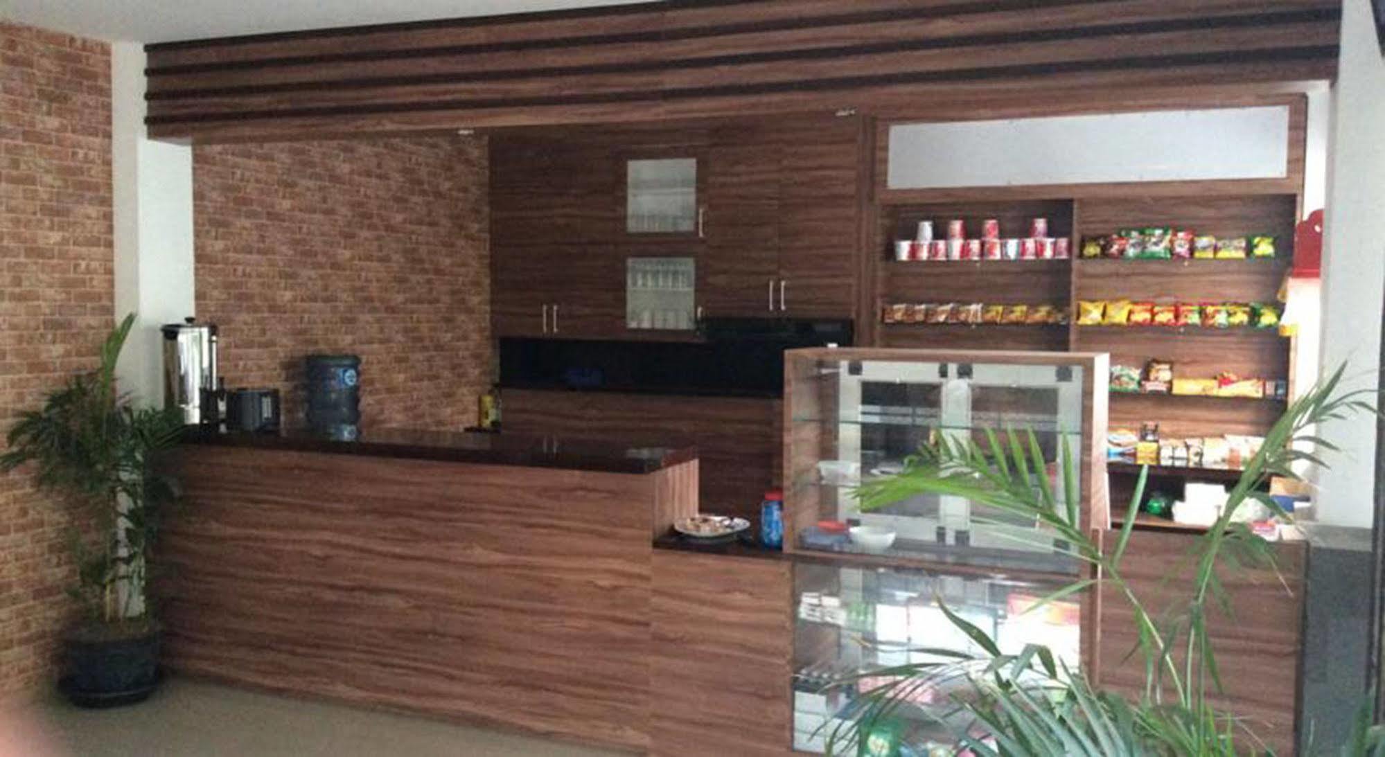 Lowcost Bed & Breakfast Jimbaran Buitenkant foto